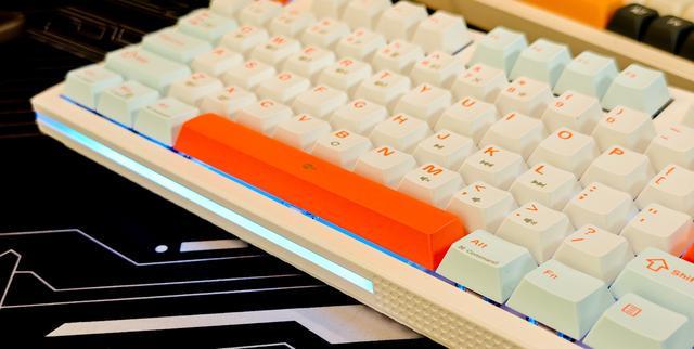 体￥59机械键盘1980系列K87se开箱晒个单j9九游会(中国)网站复古风3折捡漏：佳达隆轴(图7)